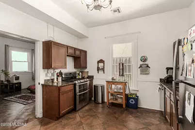 325 E 12th Street, Tucson, AZ 85701 - Photo 29