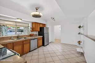 3390 S Marcia Pl, Tucson, AZ 85730 - Photo 9