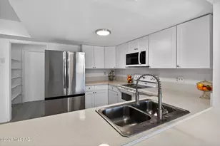 618 N Eastview Ave, Tucson, AZ 85710 - Photo 3