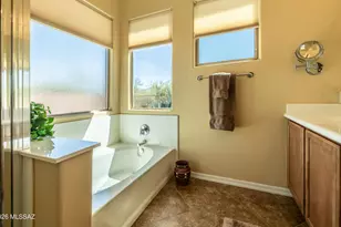 12766 N Gentle Rain Dr, Marana, AZ 85658 - Photo 27