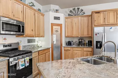 2200 Triangle X Lane, Tucson, AZ 85713 - Photo 9