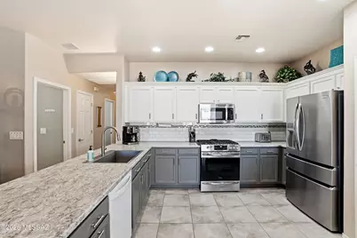 1870 N Santa Cecilia, Green Valley, AZ 85614 - Photo 17