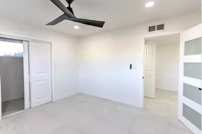 4939 E River Road, Tucson, AZ 85718 - Photo 9