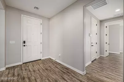 11825 N Silverscape Drive, Oro Valley, AZ 85737 - Photo 13