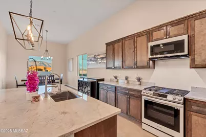 4456 W Placita Roca Escondida, Tucson, AZ 85745 - Photo 7