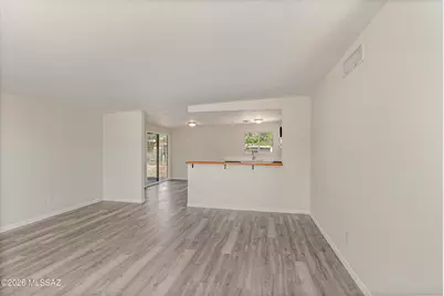 7617 E Morelos Place, Tucson, AZ 85710 - Photo 13