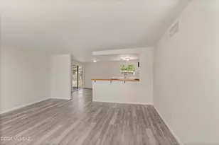 7617 E Morelos Pl, Tucson, AZ 85710 - Photo 13