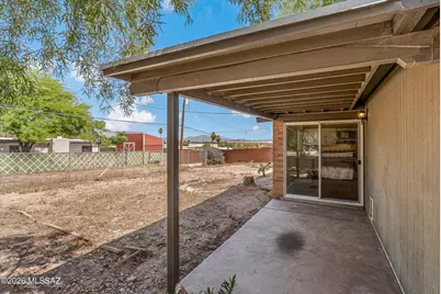 7617 E Morelos Place, Tucson, AZ 85710 - Photo 29