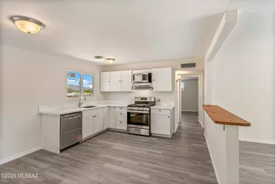 7617 E Morelos Place, Tucson, AZ 85710 - Photo 15