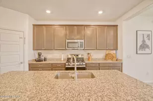 687 W Calle El Teclado, Sahuarita, AZ 85629 - Photo 11