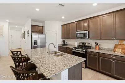 687 W Calle El Teclado, Sahuarita, AZ 85629 - Photo 9