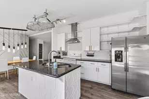 9971 S Spiney Cactus Way, Tucson, AZ 85756 - Photo 11