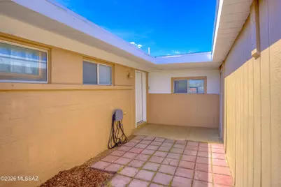 406 S Holcomb Circle, Vail, AZ 85641 - Photo 7