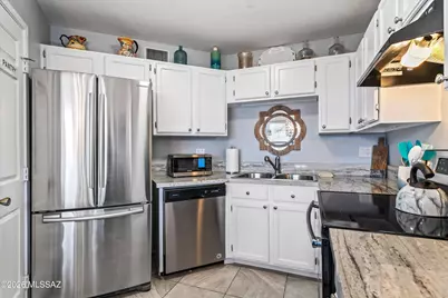 6655 N Canyon Crest Drive #5225, Tucson, AZ 85750 - Photo 15