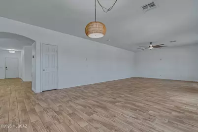 12354 W Highland Avenue, Avondale, AZ 85392 - Photo 15