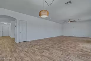 12354 W Highland Ave, Avondale, AZ 85392 - Photo 15