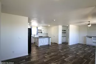 13537 W Manville Rd, Tucson, AZ 85743 - Photo 11