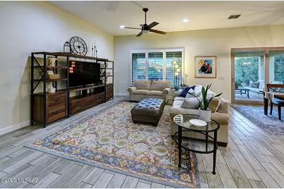 2397 E Skywalker Way, Green Valley, AZ 85614 - Photo 13