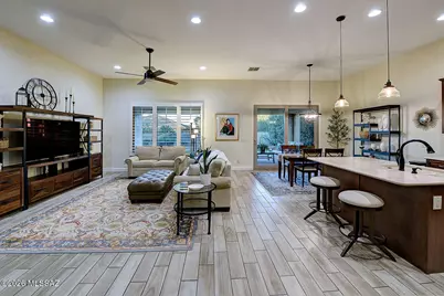 2397 E Skywalker Way, Green Valley, AZ 85614 - Photo 13