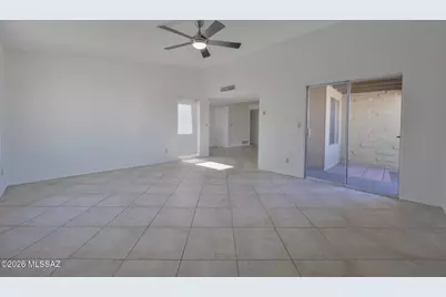 1811 N Camino De La Cienega, Tucson, AZ 85715 - Photo 9
