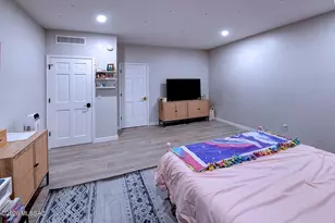 6835 N Los Leones Dr, Tucson, AZ 85718 - Photo 25