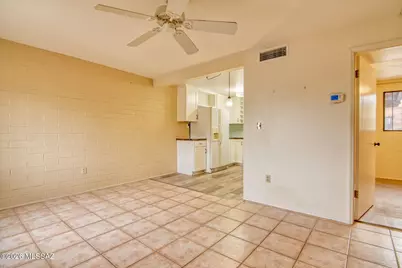 366 S La Canada Drive #A, Green Valley, AZ 85614 - Photo 13