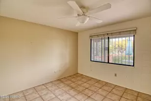 366 S La Canada Dr, Green Valley, AZ 85614 - Photo 29