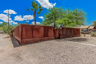 1130 E Spring Street, Tucson, AZ 85719 - Photo 5