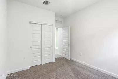 12540 W Gini Lane, Marana, AZ 85653 - Photo 9