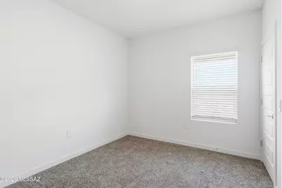 12540 W Gini Lane, Marana, AZ 85653 - Photo 9