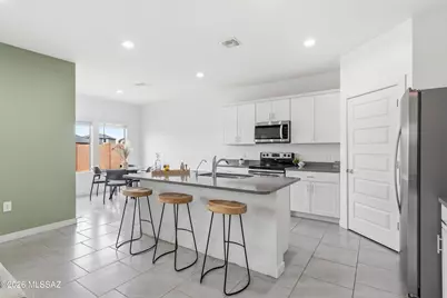 12540 W Gini Lane, Marana, AZ 85653 - Photo 3