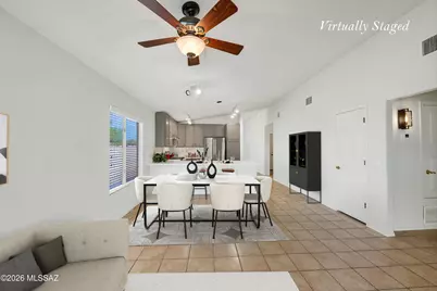 102 E Elixir Place, Oro Valley, AZ 85755 - Photo 13