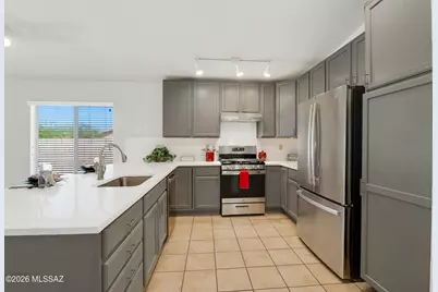 102 E Elixir Place, Oro Valley, AZ 85755 - Photo 11