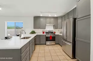 102 E Elixir Pl, Oro Valley, AZ 85755 - Photo 11