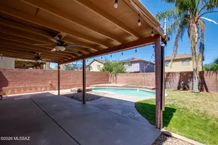 694 W Amber Sun Dr, Green Valley, AZ 85614 - Photo 39
