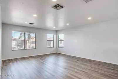 694 W Amber Sun Drive, Green Valley, AZ 85614 - Photo 29