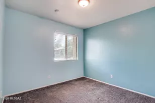 694 W Amber Sun Dr, Green Valley, AZ 85614 - Photo 31