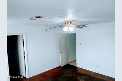7363 S Bolingbroke Avenue, Tucson, AZ 85746 - Photo 11