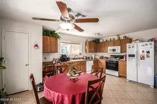 7414 S Nevil Dr, Tucson, AZ 85746 - Photo 11