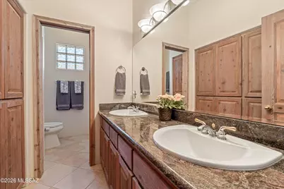 6262 W Trails End Road, Tucson, AZ 85745 - Photo 31