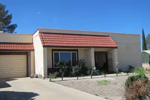 1014 E Geneva St, Pearce, AZ 85625 - Photo 1