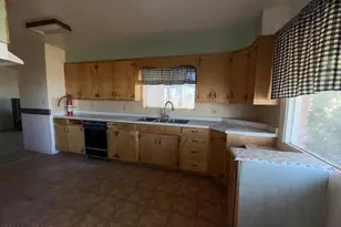 1947 Key Ln, Willcox, AZ 85643 - Photo 5