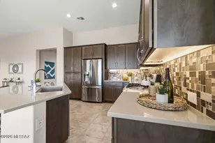 1803 N Bayshore Dr, Green Valley, AZ 85614 - Photo 35