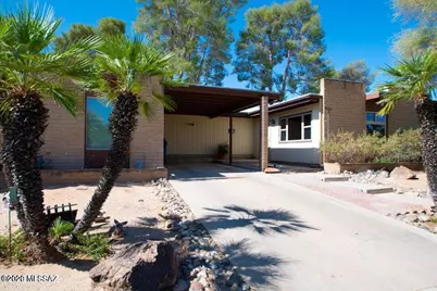 9155 E Broadway Boulevard #APT B, Tucson, AZ 85710 - Photo 1