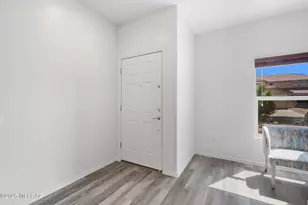 892 West Calle Valenciana, Sahuarita, AZ 85629 - Photo 3