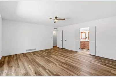 11421 E Holster Drive, Tucson, AZ 85749 - Photo 33