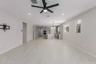 9749 E Miller Peak Trl, Tucson, AZ 85747 - Photo 11