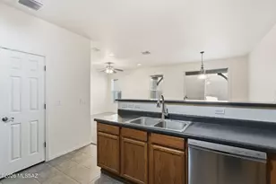 2727 N Saramano Ln, Tucson, AZ 85712 - Photo 17