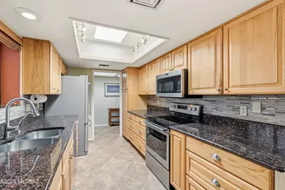 781 W Desert Ridge Drive, Green Valley, AZ 85622 - Photo 23