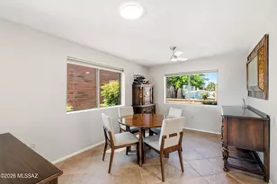 781 W Desert Ridge Dr, Green Valley, AZ 85622 - Photo 17